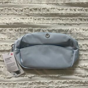 Lululemon NWT City Essentials Mini Pouch in Sky Blue